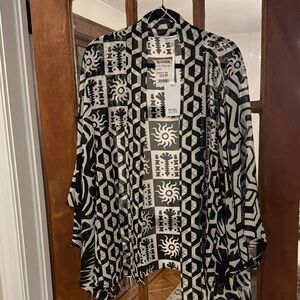 Rose & Olive Monochrome Patterned Kimono